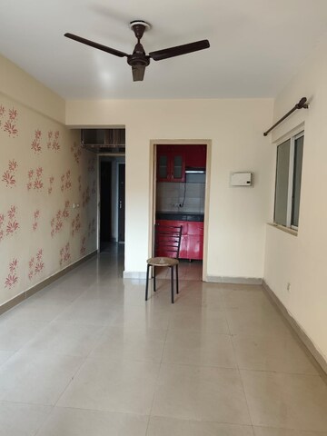 Room in 2 BHK Apartment at Paras Seasons, Sector 168 – for Rent