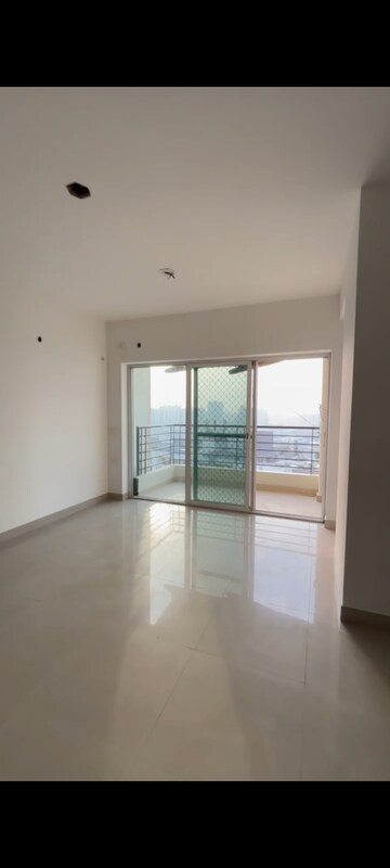 Room in 3 BHK Apartment at ABA Cherry County, Tech Zone 4 Greater Noida – for Sale