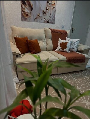 Team Area in 3 BHK Builder Floor at Sector 35 – for Sale