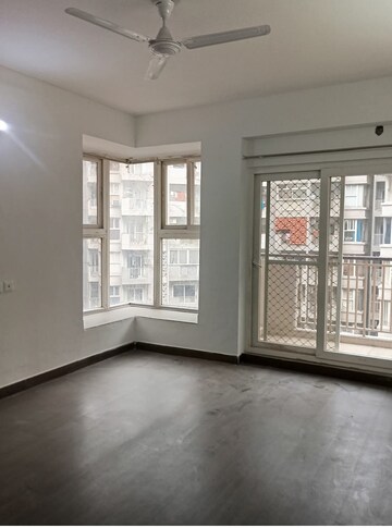 3 BHK Apartment For Rent in Shri Radha Sky Gardens, Sector 16b Greater Noida