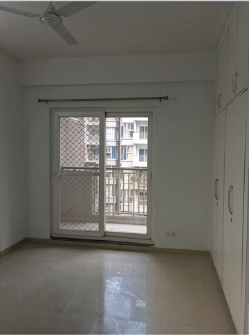 Room in 3 BHK Apartment at Shri Radha Sky Gardens, Sector 16b Greater Noida – for Rent