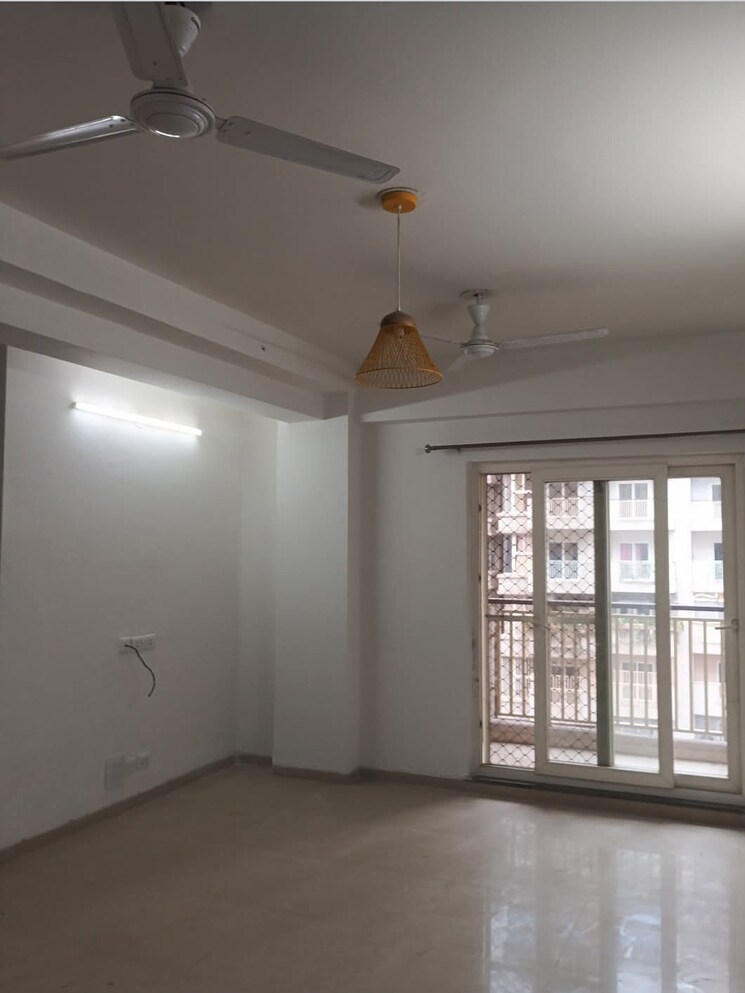 Room, shri-radha-sky-gardens 3 Bedroom 1874 Sq.Ft. Apartment In Sector 16b Greater Noida Greater Noida 8955920