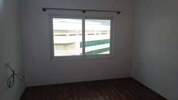 Room in 2.5 BHK Apartment at LnT Raintree Boulevard, Hebbal – for Rent