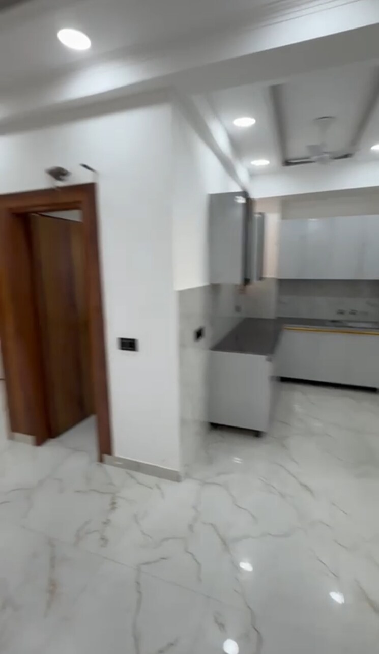 Kitchen, sector 135 3 Bedroom 1235 Sq.Ft. Builder Floor In Sector 135 Noida 8955973