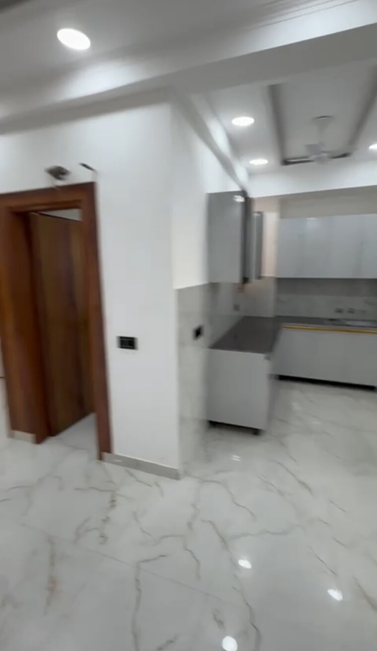 Kitchen, sector 135 3 Bedroom 1235 Sq.Ft. Builder Floor In Sector 135 Noida 8955973