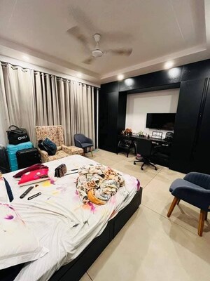 Team Area in 1 BHK Apartment at Ruparel Sereno, Vasai East – for Sale