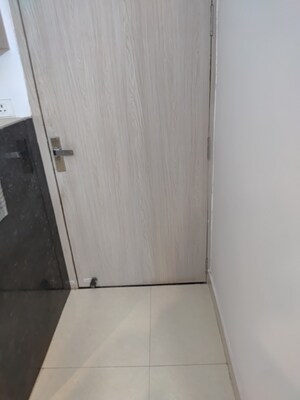  Office Space For Sale in Vipul Plaza Faridabad, Sector 81