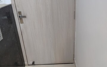 Office Space For Sale in Vipul Plaza Faridabad, Sector 81