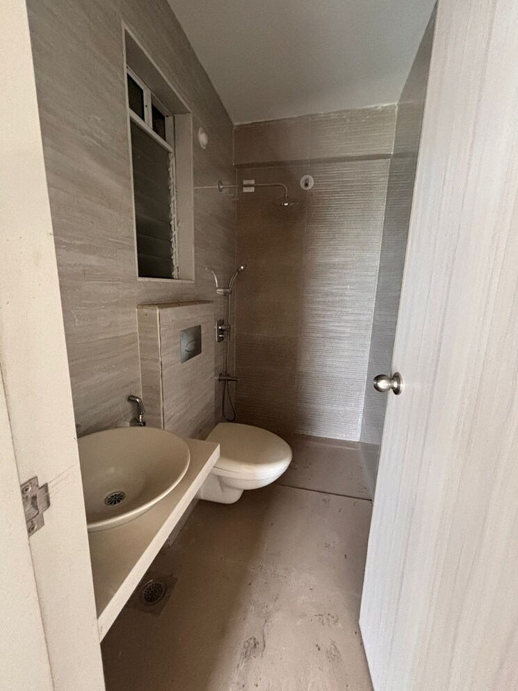 Bathroom, vihang-vermont 1.5 Bedroom 750 Sq.Ft. Apartment In Ghodbunder Road Thane 8955992