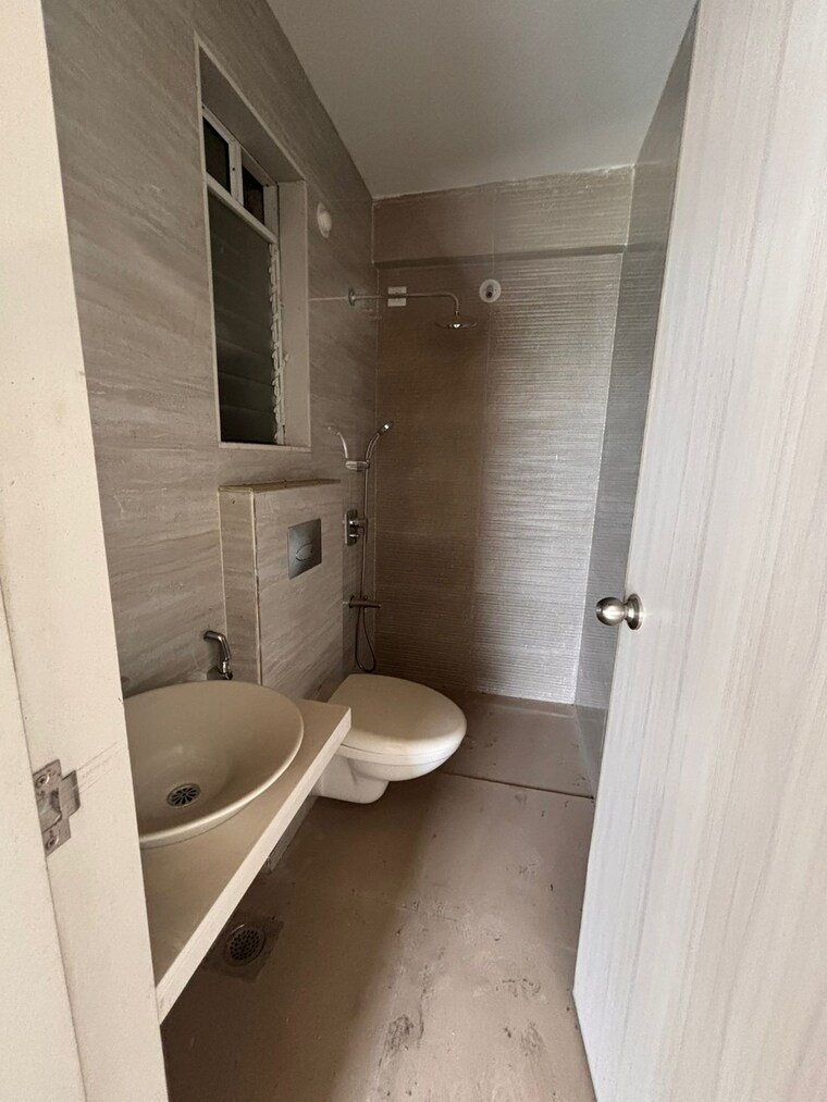 Bathroom, vihang-vermont 1.5 Bedroom 750 Sq.Ft. Apartment In Ghodbunder Road Thane 8955992