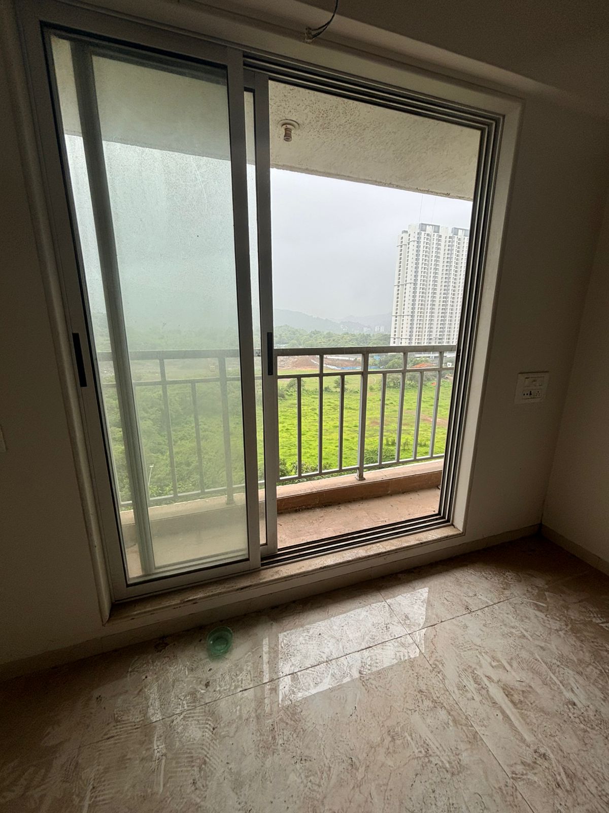1.5 BHK + Pooja Room Apartment For Sale in Vihang Vermont