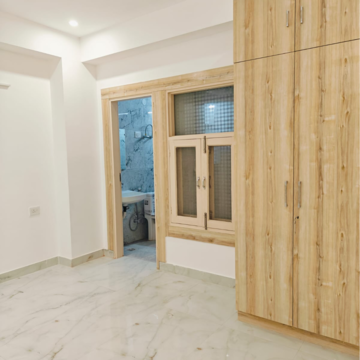 Room in 2 BHK Builder Floor at Saket – for Rent