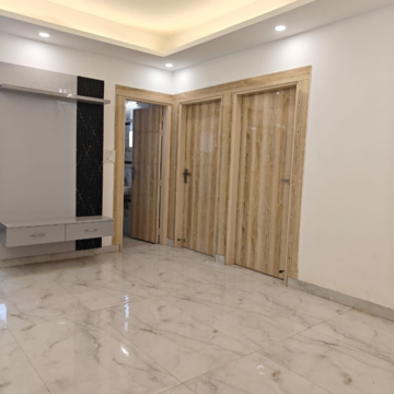 Room in 2 BHK Builder Floor at Saket – for Rent