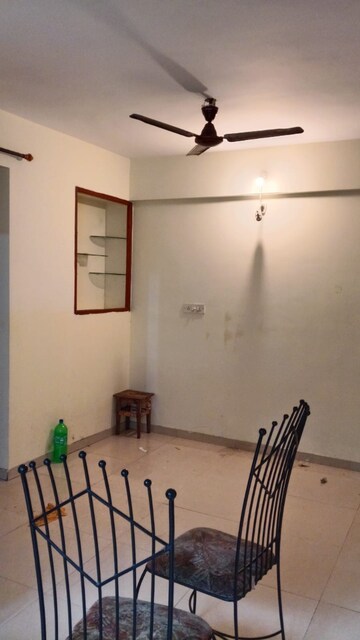 Room in 2 BHK Apartment at Lodha Paradise, Majiwada – for Rent