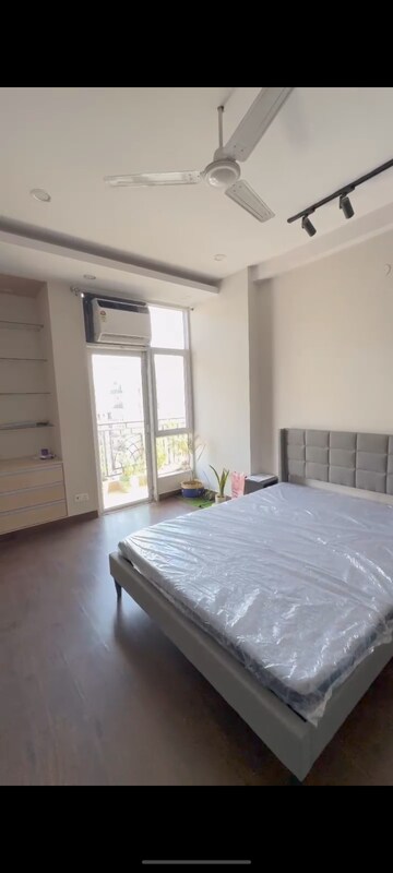 Bedroom in 3 BHK Apartment at JM Aroma, Sector 75 – for Rent