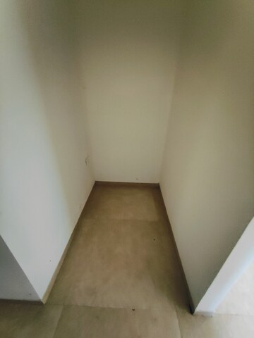 Room in 2 BHK Apartment at Lodha Palava City Lakeshore Greens, Dombivli East – for Rent