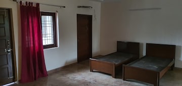 Room in 2 BHK Builder Floor at Dlf Ankur Vihar – for Rent
