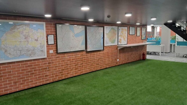 Balcony, koregaon park Commercial Office Space 8500 Sq.Ft. In Koregaon Park Pune 8956049