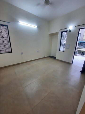 Furnished Amenities in 3 BHK Builder Floor at Saket Court Residential Complex, Pushp Vihar – for Rent