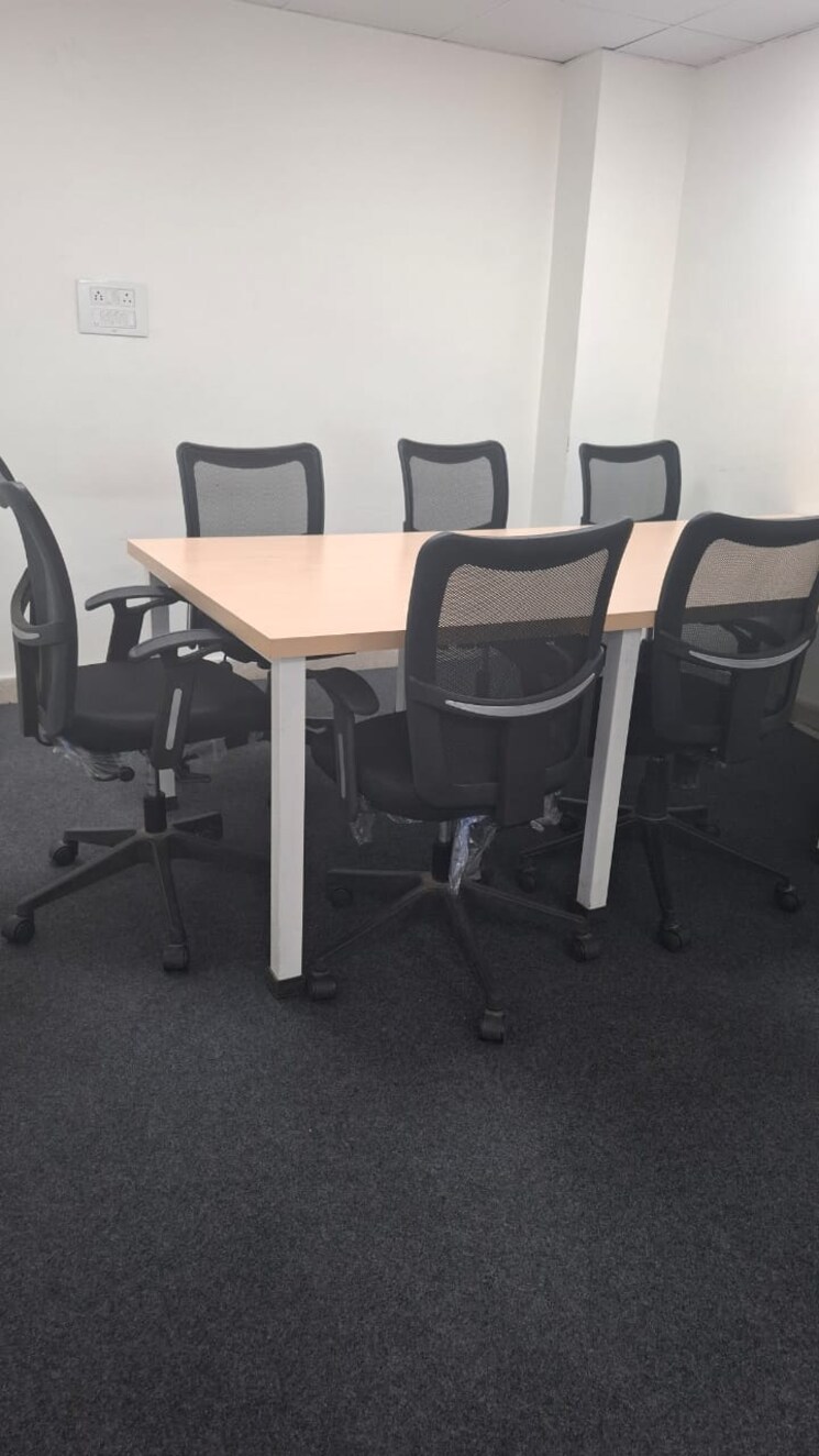 Team Area, ithums-62 Commercial Office Space 1750 Sq.Ft. In Sector 62 Noida 8956071