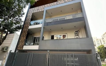3 BHK Builder Floor For Sale in Preet Vihar