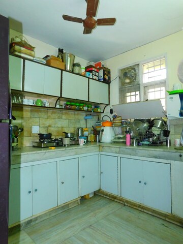 Kitchen in 4 BHK Apartment at Ahinsa Vihar Apartment, Rohini Sector 9 – for Sale