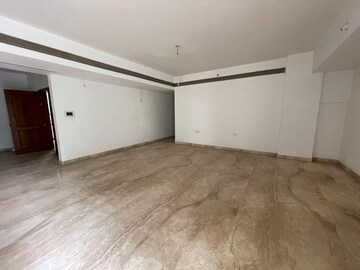 Building Lobby in 4 BHK Apartment at Marvel Coronet, Boat Club Road – for Sale