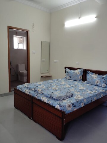 Bedroom in 3 BHK Apartment at Prestige Beverly Hills, Kokapet – for Rent