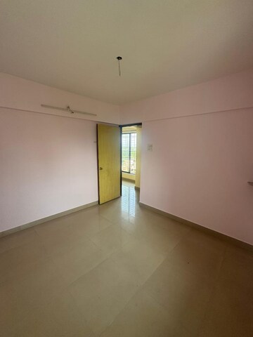 Room in 1 BHK Apartment at JVM Tiara, Owale – for Rent