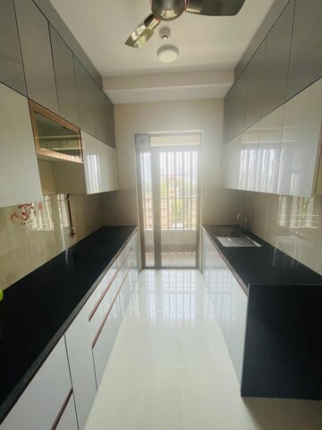 Kitchen in 2 BHK Apartment at Kalpataru Paramount E, Kapur Bawdi – for Rent