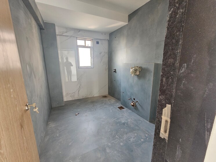 Bathroom, shagun-krishvi-heights 3 Bedroom 1637 Sq.Ft. Apartment In Girgaon Mumbai 8956231