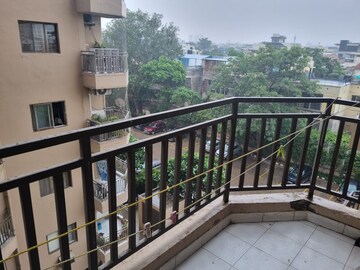 Balcony in 3.5 BHK Apartment at Ardee City Palm Grove Heights, Sector 52 – for Rent