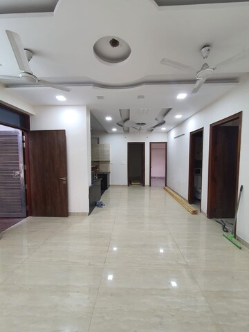 Room in 3 BHK Builder Floor at East Punjabi Bagh – for Sale