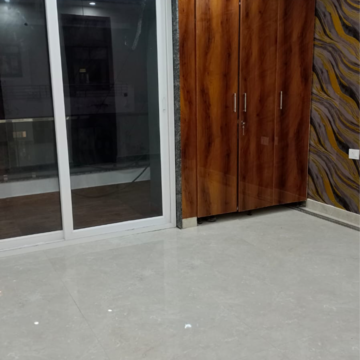 Room in 3 BHK Builder Floor at Sector 49 – for Sale