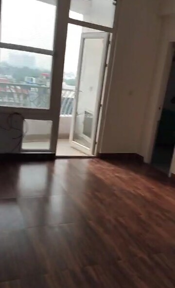 Staircase in 4 BHK Apartment at Eldeco Ananda, Sector 48 – for Rent