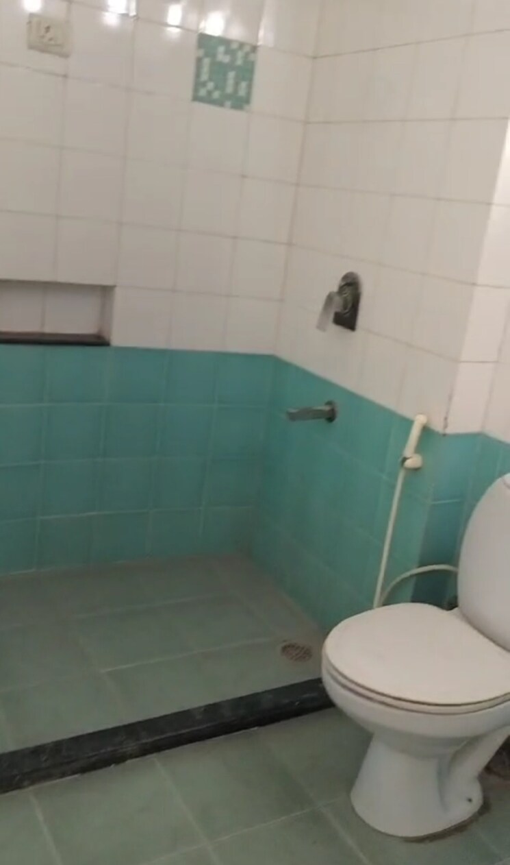 Bathroom, eldeco-ananda 4 Bedroom 2200 Sq.Ft. Apartment In Sector 48 Noida 8956215