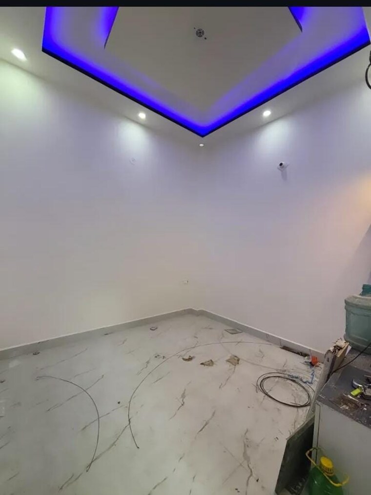 undefined, sector 30 3.5 Bedroom 3150 Sq.Ft. Builder Floor In Sector 30 Faridabad 8956225