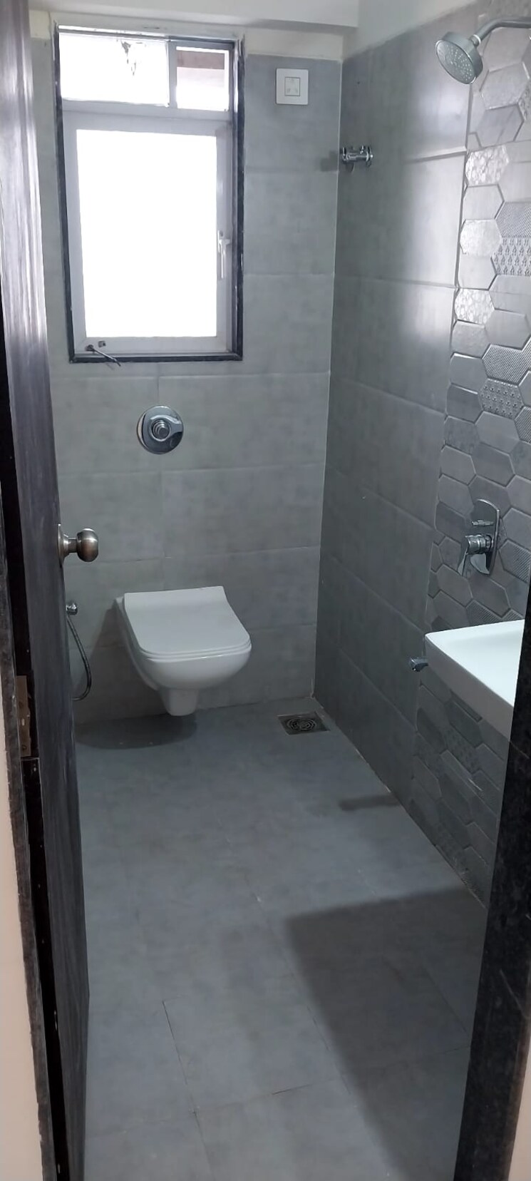 Bathroom, poddar-samadhan-apartments 1 Bedroom 410 Sq.Ft. Apartment In Goregaon West Mumbai 8956240