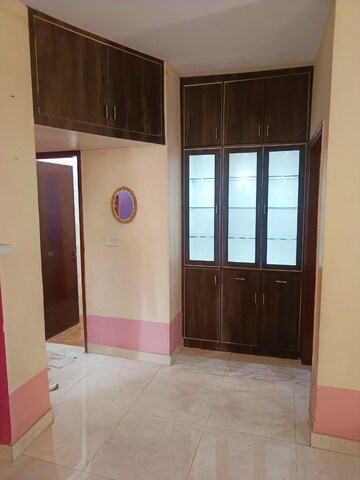 Room in 3 BHK Builder Floor at South City 1 – for Rent