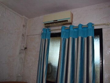Furnished Amenities in 2 BHK Apartment at Goregaon West – for Rent