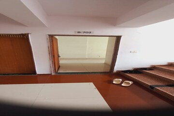 Bedroom in 4 BHK Builder Floor at Jahangirabad – for Sale