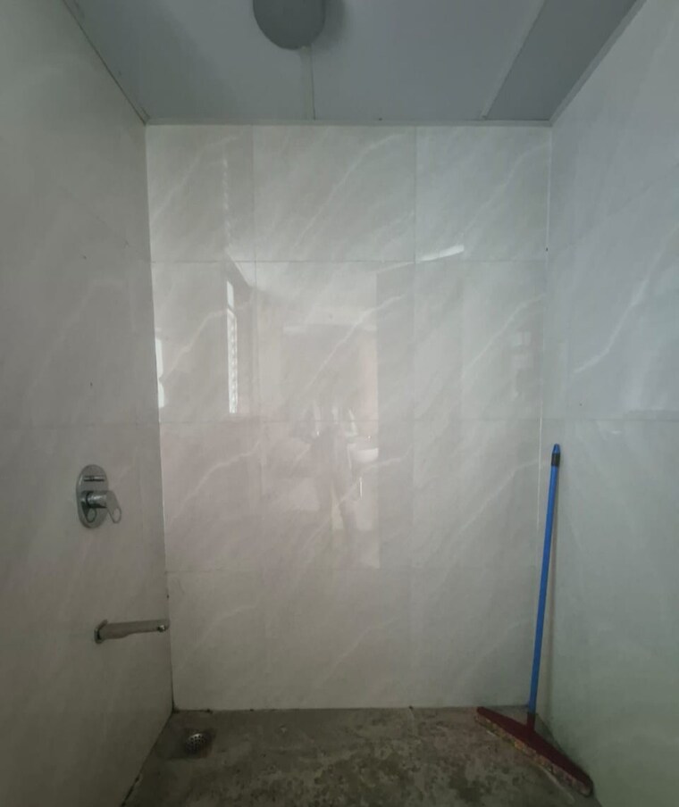 Bathroom, courtyard-by-narang-realty-and-the-wadhwa-group 2 Bedroom 789 Sq.Ft. Apartment In Pokhran Road No Two Thane 8956294