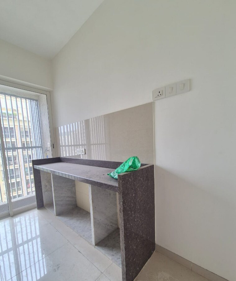 Kitchen, courtyard-by-narang-realty-and-the-wadhwa-group 2 Bedroom 789 Sq.Ft. Apartment In Pokhran Road No Two Thane 8956294