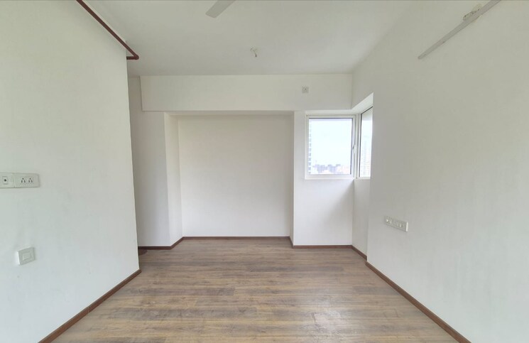 Room, courtyard-by-narang-realty-and-the-wadhwa-group 2 Bedroom 789 Sq.Ft. Apartment In Pokhran Road No Two Thane 8956294