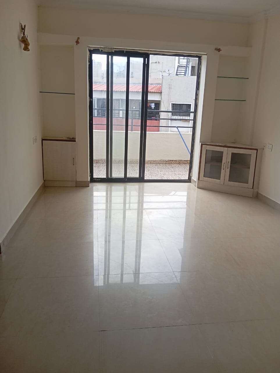 1 BHK + Pooja Room,Servant Room,Study Room,Extra Room 600 Sq.Ft. Apartment in Woodland Avenue