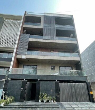 4 BHK Builder Floor For Sale in Madhu Vihar