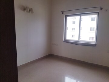 Room in 3 BHK Apartment at Prestige Kensington Gardens, Jalahalli – for Rent