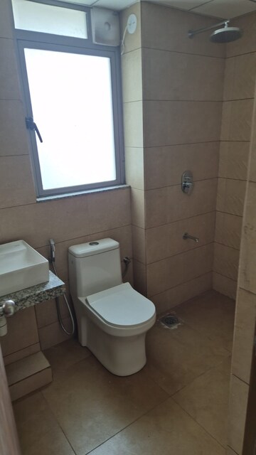 Bathroom in 2 BHK Apartment at Kalpataru Immensa, Kolshet Road – for Sale