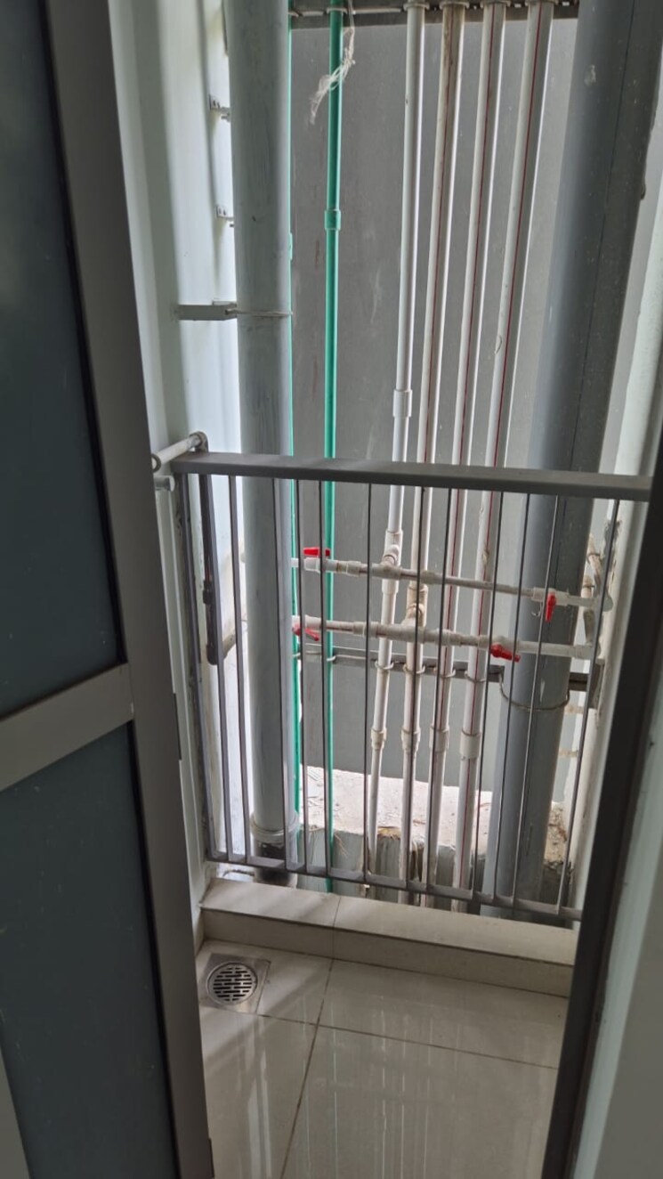 Balcony, kalpataru-immensa 2 Bedroom 598 Sq.Ft. Apartment In Kolshet Road Thane 8956379