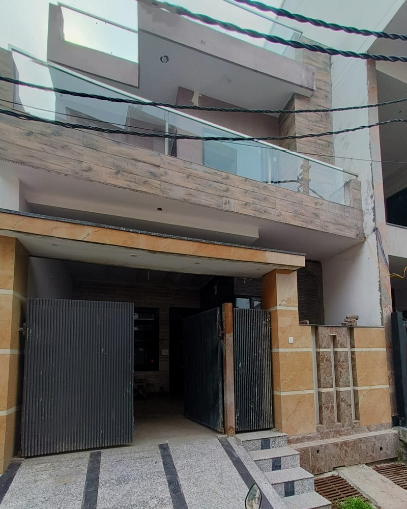 3.5 BHK Builder Floor For Sale in Gagan Vihar